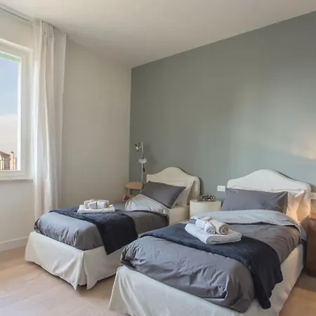Spazio Crispi Il Duomo Apartment *